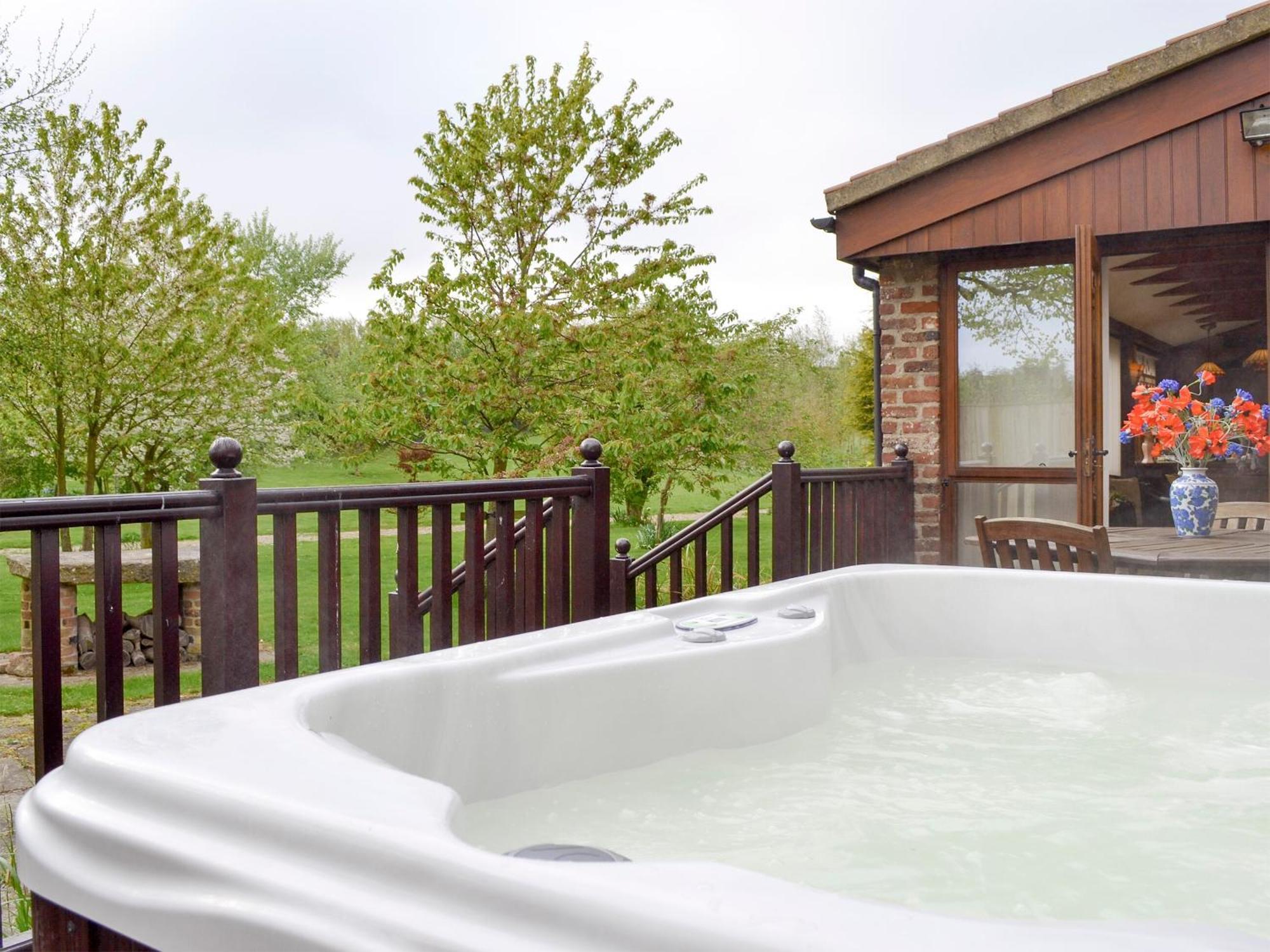 Walled Garden Lodge Ryehill ภายนอก รูปภาพ