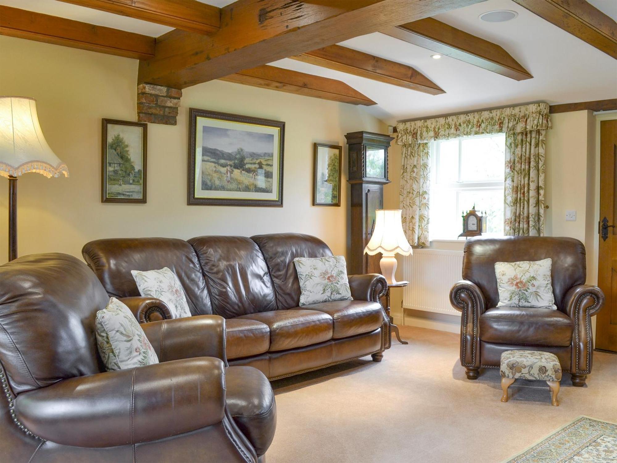 Walled Garden Lodge Ryehill ภายนอก รูปภาพ